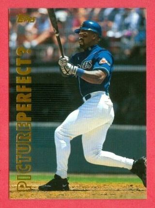 Greg Vaughn - 1998 Topps Picture Perfect insert #P7 - Padres star - MINT CARD
