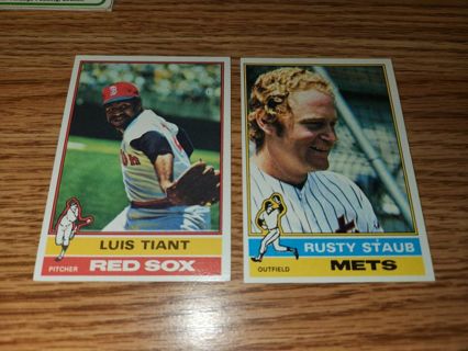 1976 Topps Baseball Rusty Staub #120 NY Mets and Luis Tiant #130 Red Sox,Nice condition,Free ship!