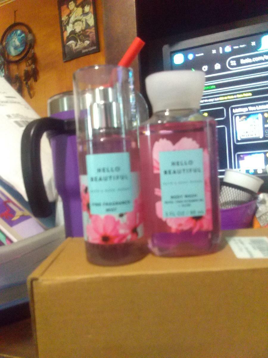 Free: Set Of 2 Bath And Body  Products BN