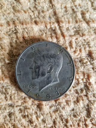 1983 D KENNEDY HALF DOLLAR COIN