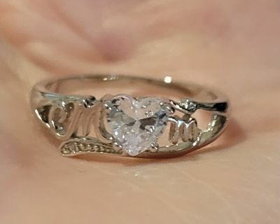 Mom's Ring Size 9