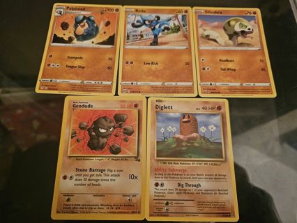 5 fighting type pokemon cards