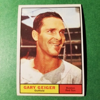 1961 - TOPPS BASEBALL CARD NO. 33 - GARY GEIGER - RED SOX