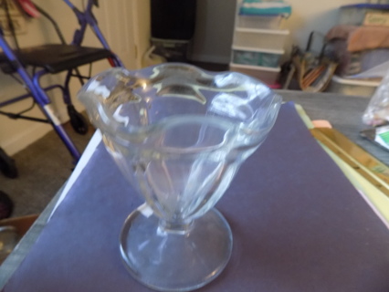 Vintage clear glass tulip shape sundae dish 4 inch