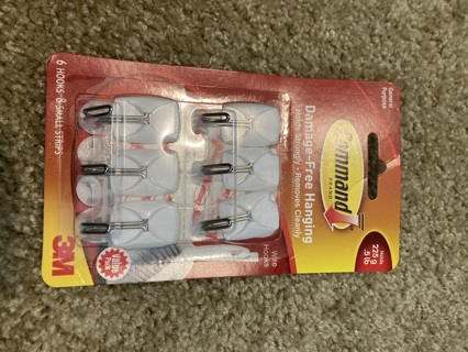 Command Small Hooks and Strips (new)