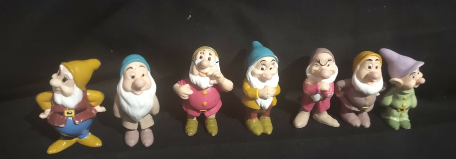 1993 Disney Snow White Seven Dwarfs Dwarves PVC Figure Set Of 7 Vintage Figures Mattel