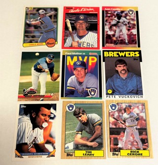 Milwaukee Brewers -18 Card Lot-Rookie Cards-Hall Of Fame