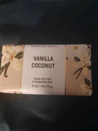 BBW vanilla coconut shea butter cleansing bar