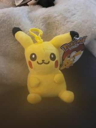 POKÉMON PIKACHU STUFFED ANIMAL CLASP IN VERY GOOD CONDITION