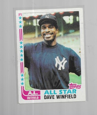 1982 TOPPS DAVE WINDFIELD #553 (HOF)