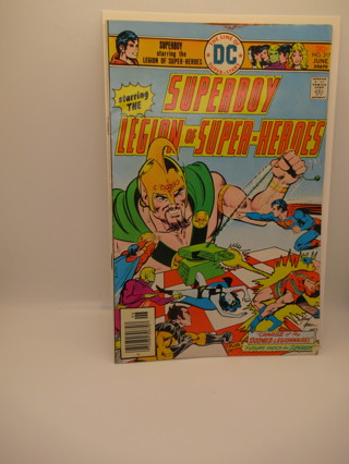 SUPERBOY starring THE LEGION OF SUPER-HEROES NO.217