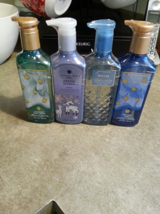 4 New Bath & body hand soaps