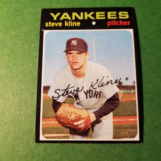 1971 Topps Vintage Baseball Card # 51 - STEVE KLINE - YANKEES - EXMT/NRMT