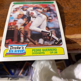 1985 topps drake’s big hitters Pedro Guerrero baseball card 