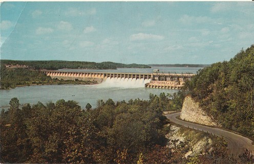 Vintage Unused Postcard: o: Bagnell Dam, Lake of the Ozarks