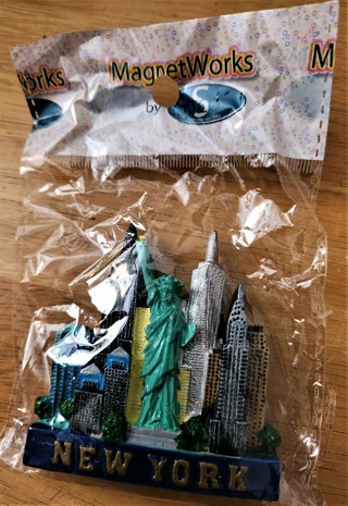 NEW New York City ceramic magnet - 2 3/4"x 3" sealed in plastic bag - Features Skyscrapers