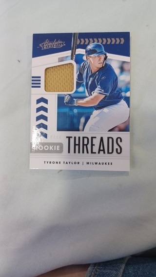 20 Absolute Baseball Tyrone Taylor Rookie Threads