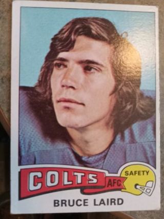 1975 TOPPS BRUCE LAIRD COLTS FOOTBALL CARD# 329