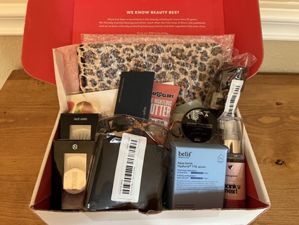 ❃ It's Time For Another HUGE Beauty Box Auction❣ 