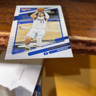 2021-22 donruss luka doncic basketball card 