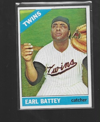 1966 TOPPS EARL BATTEY #240