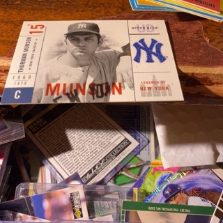 2001 upper deck legends of New York Thurman Munson baseball card 