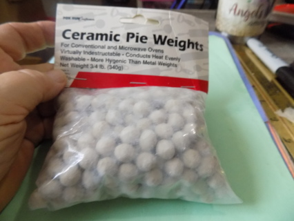 NIP Ceramic Pie Weights # 2 for conventional or microwave oven conducts heat evenly washable 3/4 #