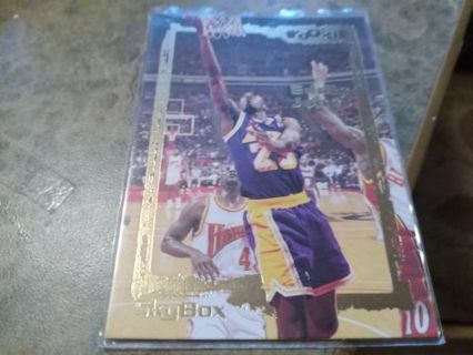 1995 SKYBOX ROOKIE EDDIE JONES LOS ANGELES LAKERS BASKETBALL CARD# 104