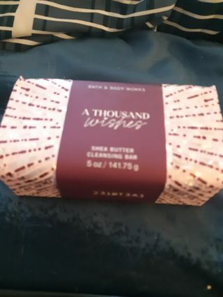 BBW a thousand wishes cleansing bar