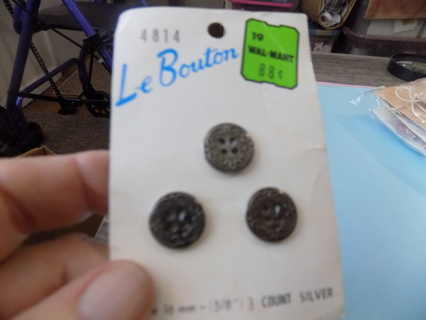 Vintage Le Bouton  3 textured silver round buttons NIP