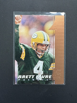 Brett Favre 1997 Pinnacle Rembrandt Excellent Condition Football Card