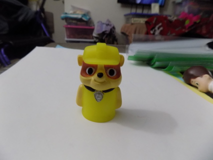 Paw Patrol Rubble in yellow outfit finger puppet