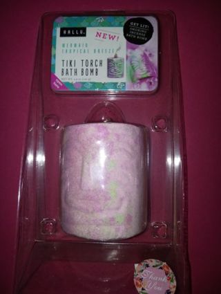 Tiki torch bath bomb