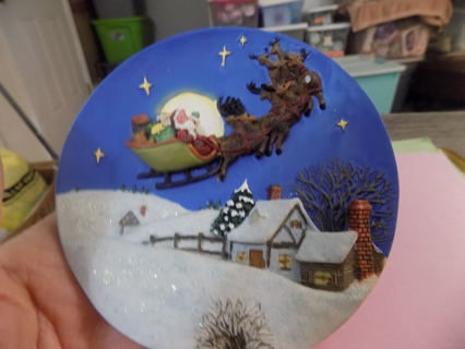 1997 A Christmas Remembered Collectors Ed mini plate 3D Santa, sleigh flying over house