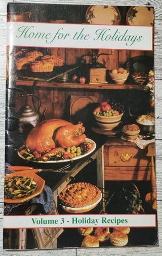 49 page holiday cookbook & 10 recipe cards!