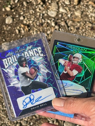 2 card Lot David Bell auto RC Leaf #/15 & Josh Rosen auto RC obsidian #/75