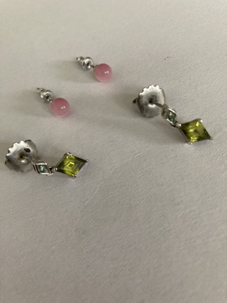 2 pair earrings (new)