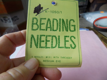 NIP set of 6 beading needles and needle threader