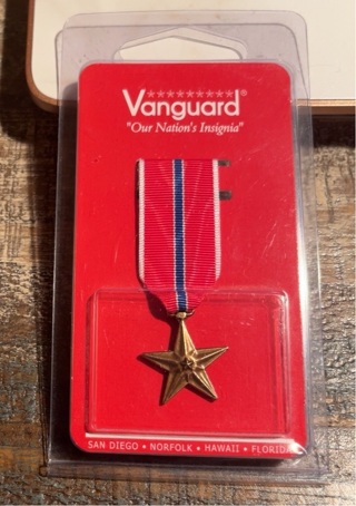 New US Military Dress Miniature Bronze Star Medal