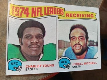 1974 TOPPS NFL RECEIVING LEADERS YOUNG-EAGLES/ MITCHELL-COLTS FOOTBALL CARD# 3