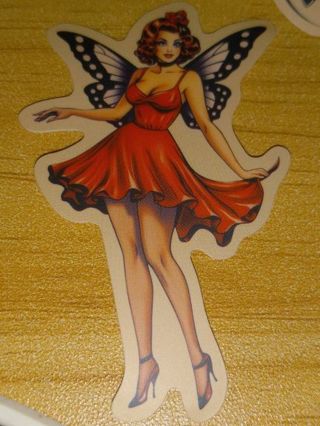 Pretty new 1⃣ vinyl lap top sticker no refunds regular mail very nice quality