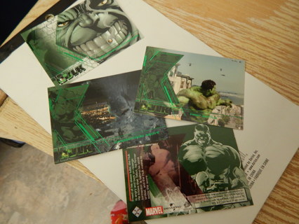 "THE HULK" COLLECTOR CARDS~~lot of 2 cards