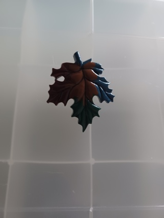 Fall Leaf Fashion Leaf Pin