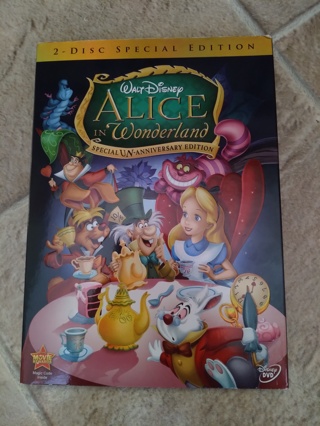 Walt Disney Alice In Wonderland DVD