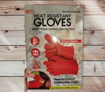 HEAT RESISTANT GLOVES