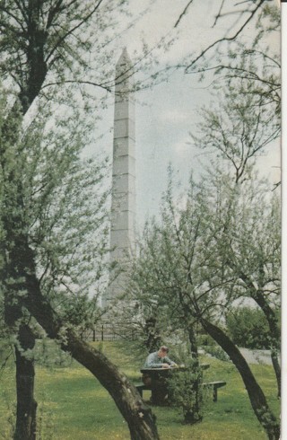 Vintage Unused Postcard: d: Fort Meigs Monument, OH