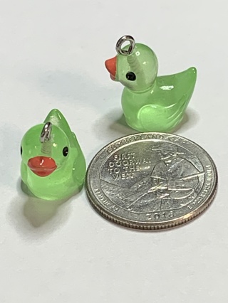 ❤DUCKS~#4~GREEN~CHARMS & GLOW IN THE DARK~SET OF 2 CHARMS~FREE SHIPPING❤