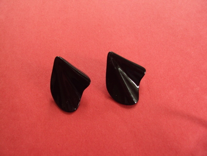 Vintage Enamel Black Earrings Pierced