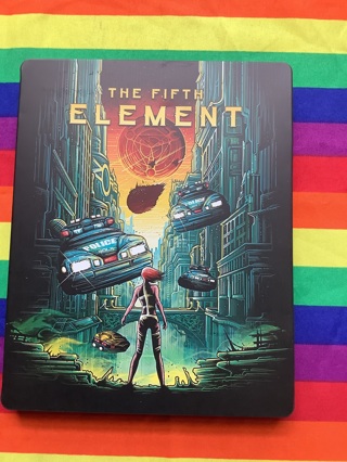  The Fifth Element Steel Case DVD Excellent Condition 