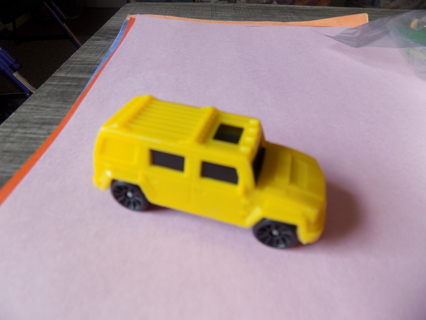 Yellow plastic SUV car 2 1/2 inch